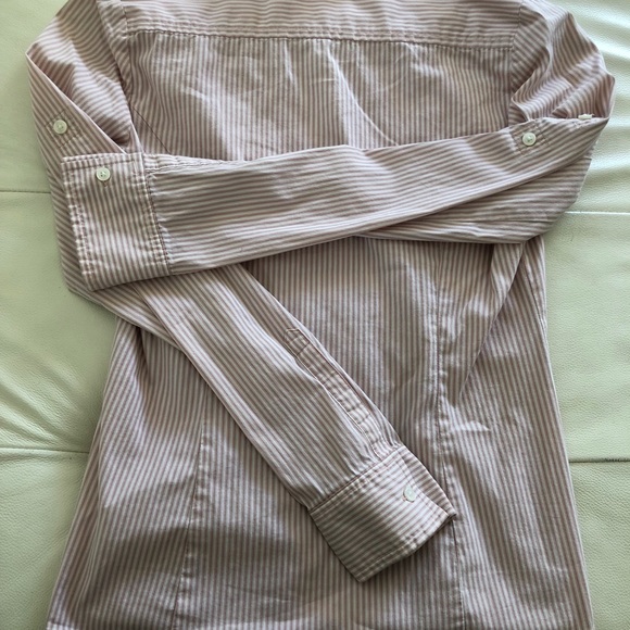 Express button down top - Picture 3 of 3